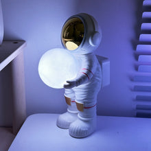 Spaceman Starry Sky Projection Lamp